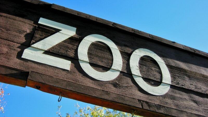 動物園の看板